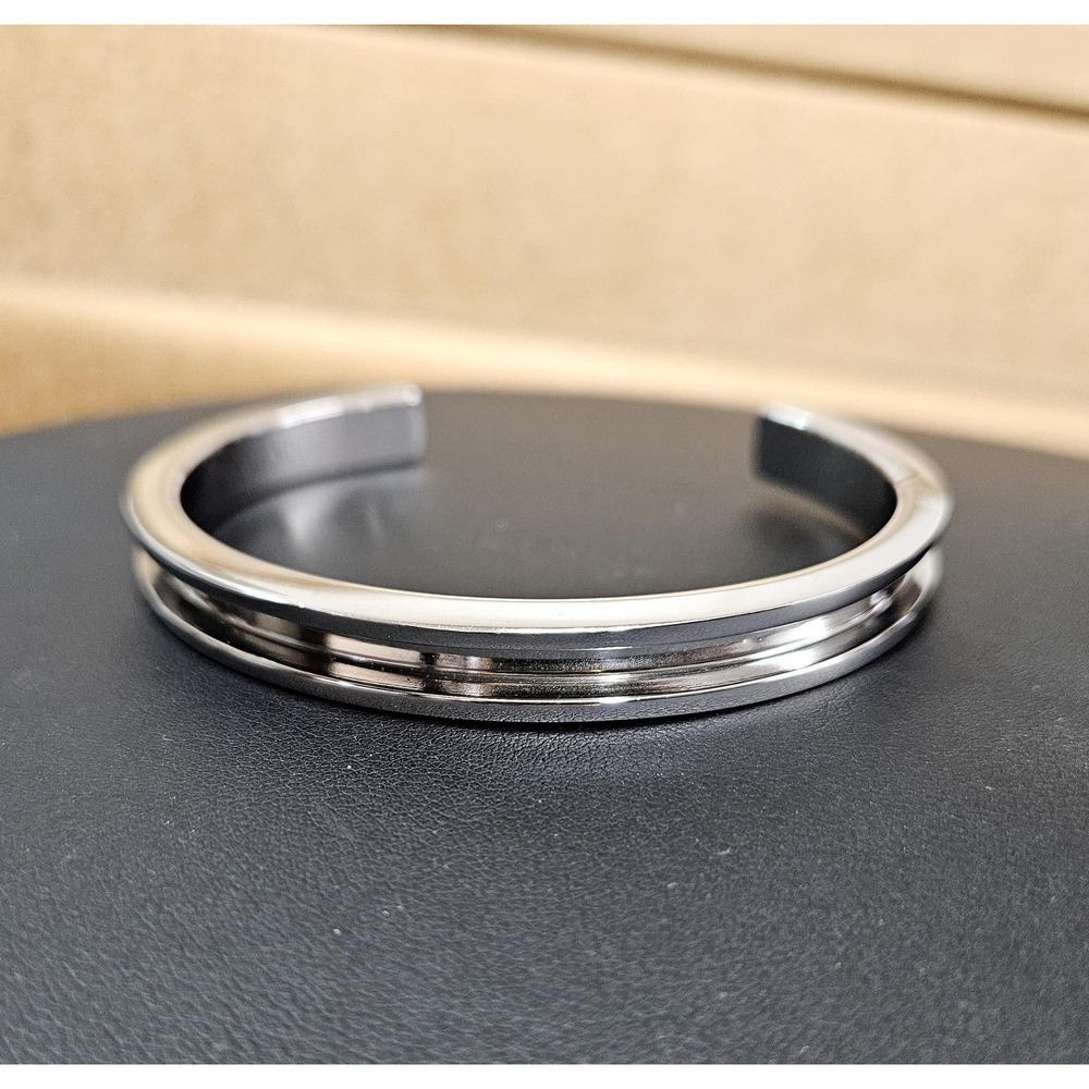 Maria Shireen Hair tie Athleisure SilverTone Cuff Bracelet Modern Minimalist 6.5